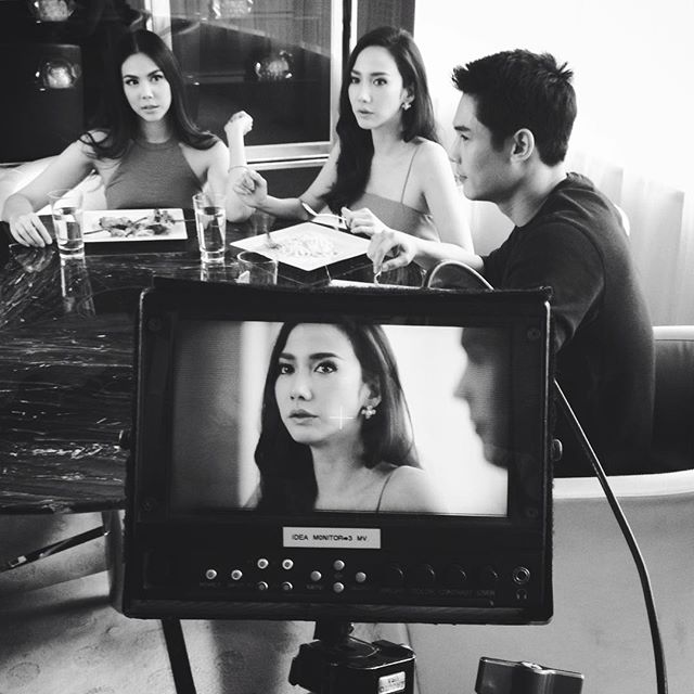 เมื่อ อั้ม พัชราภา โดดเล่น MV เพลง "แร้ง" ของ "ดัง พันกร" บอกเลยงานนี้แซ่บ 3 พฤษภาคม 2559 นี่ได้ดูแน่นอน !