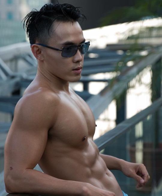 ผู้ชายวันเสาร์