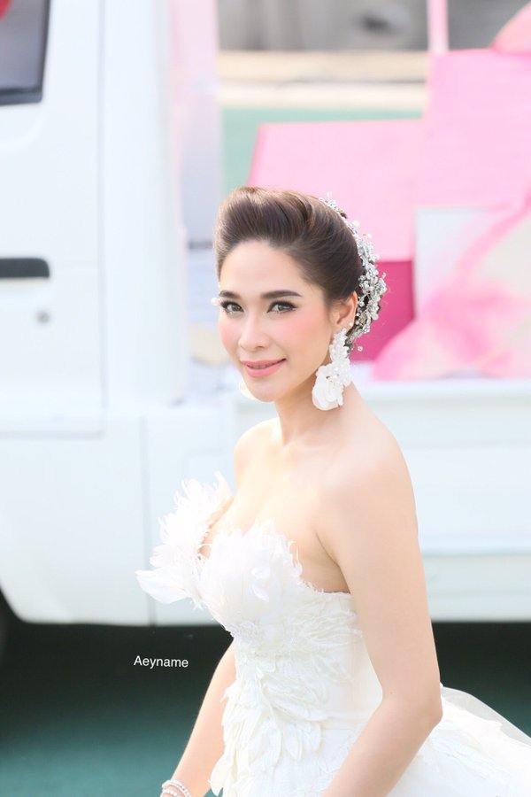 พลอยสวยงาม สวยวัวตายสวยควายล้มมากค่ะวันนี้