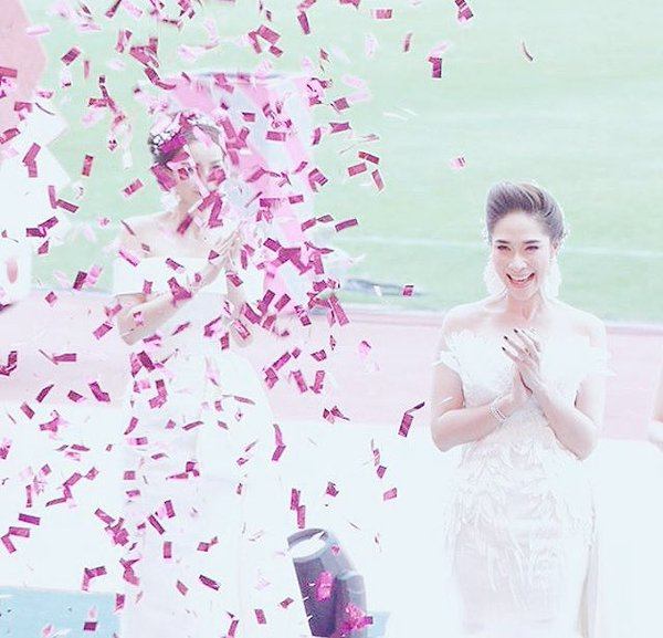พลอยสวยงาม สวยวัวตายสวยควายล้มมากค่ะวันนี้