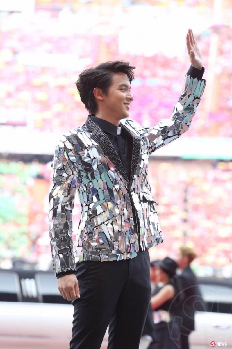 อลังการขบวนพาเหรดดารา ฉลอง 46 ปี ช่อง 3 [set 2]