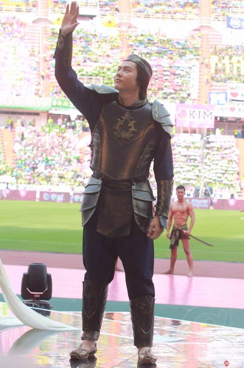 อลังการขบวนพาเหรดดารา ฉลอง 46 ปี ช่อง 3 [set 2]