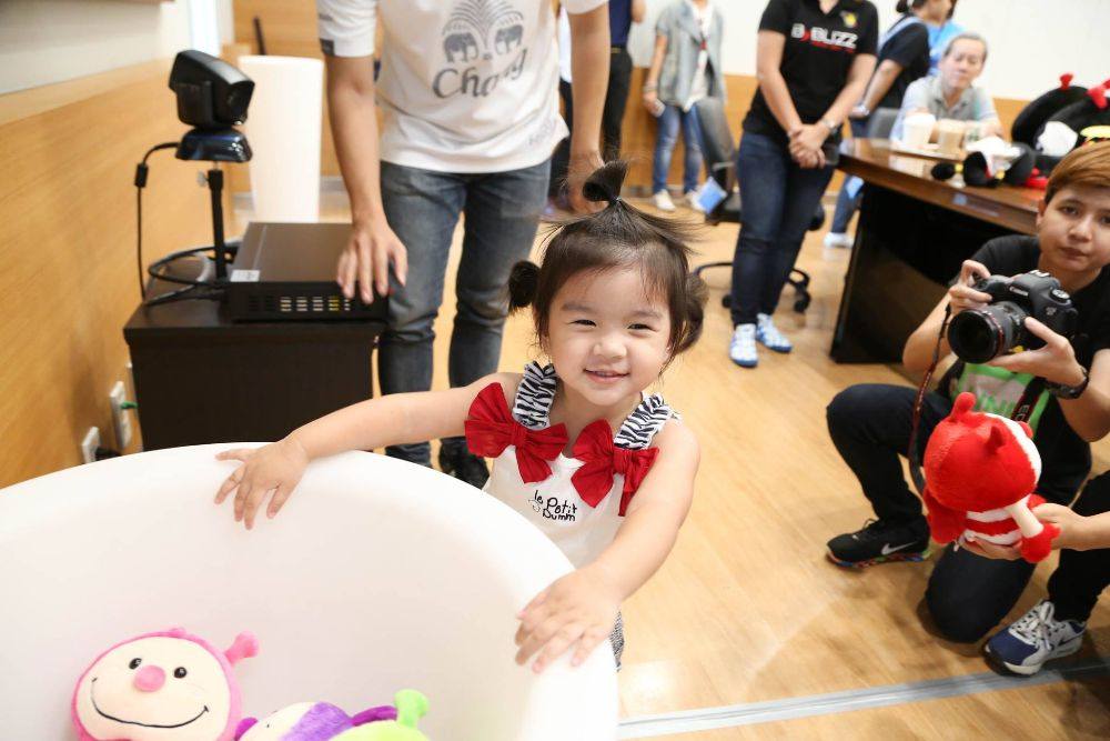 น้องมะลิกับแม่โบว์ ที่โตโยบัสส์ สาขาพระราม 2