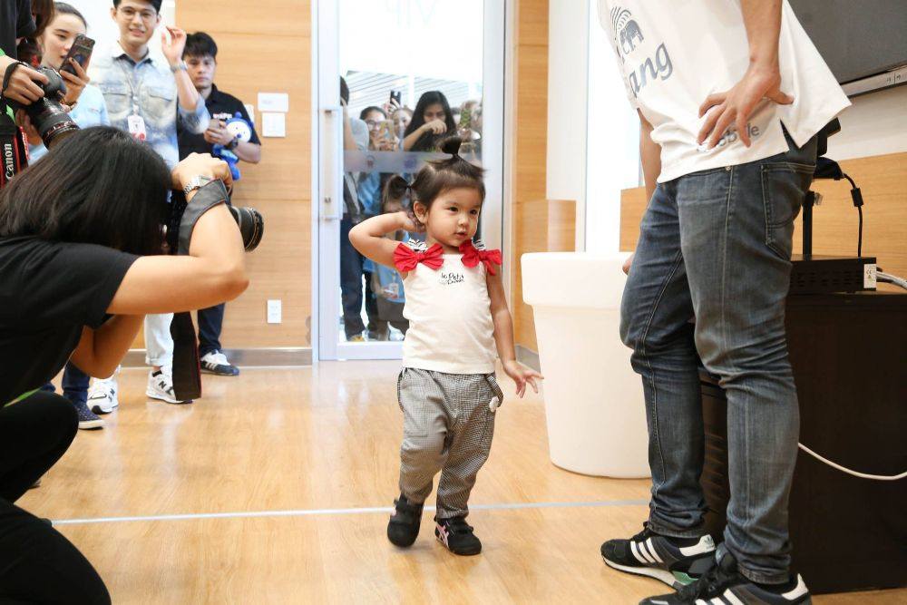 น้องมะลิกับแม่โบว์ ที่โตโยบัสส์ สาขาพระราม 2