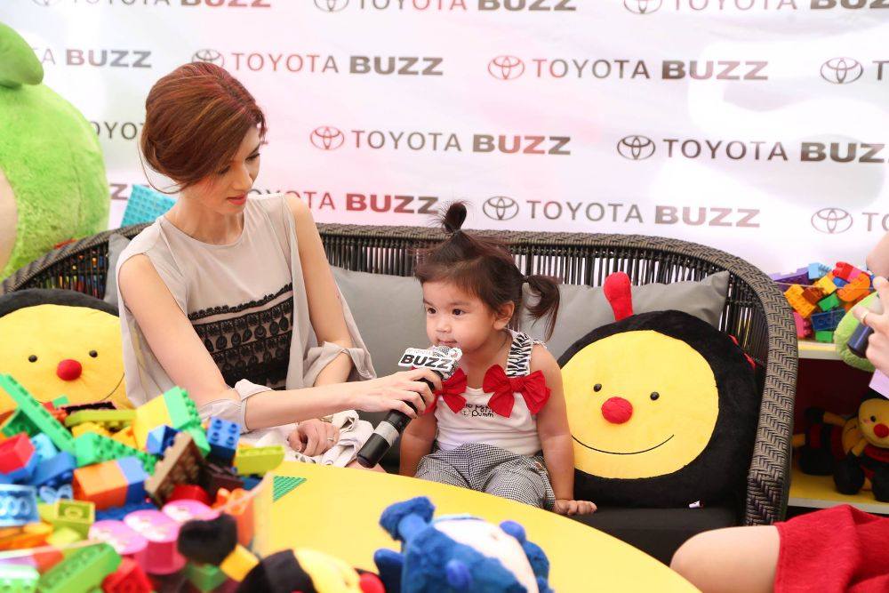 น้องมะลิกับแม่โบว์ ที่โตโยบัสส์ สาขาพระราม 2