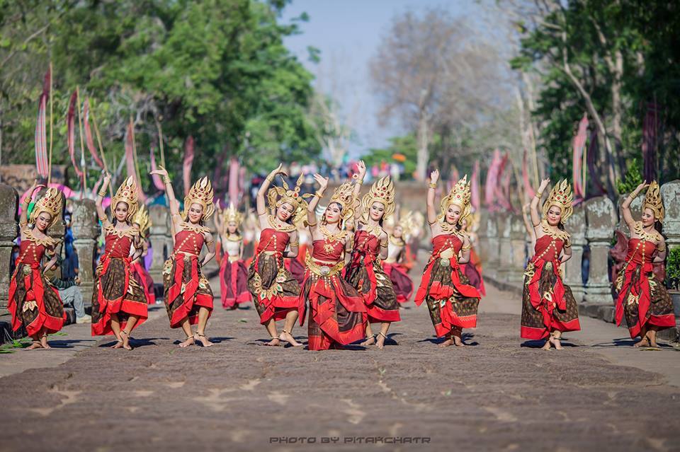 เชิญร่วมงานประเพณีขึ้นเขาพนมรุ้งจ.บุรีรัมย์2559