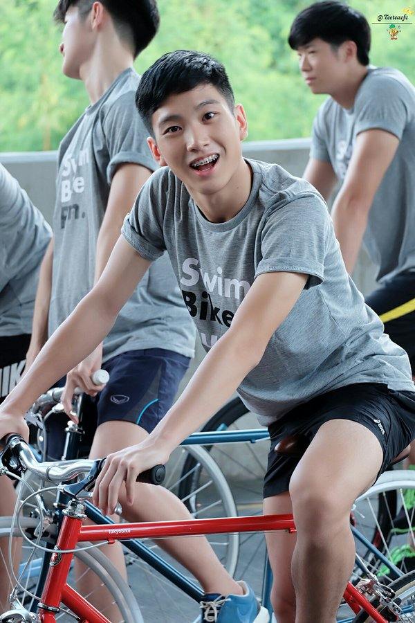 น้องตี๋ สุรชัย แซ่เตีย