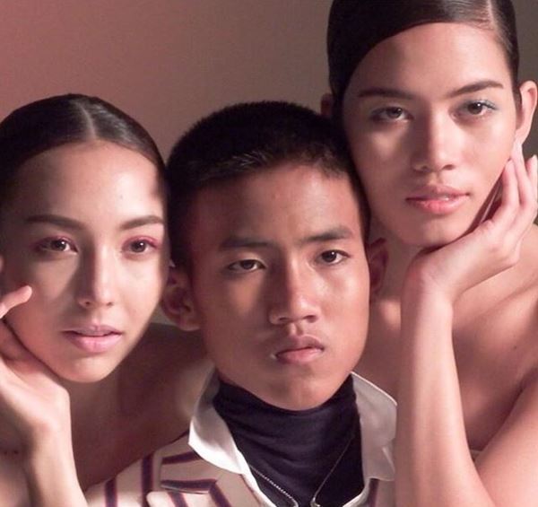 จำได้ไหม?? "น้องเคียว" หนุ่มกะเหรี่ยงล่าสุด ถ่ายแบบประกบตัวแม่ สองคนนี้แล้วบอกเลยว่าไม่ธรรมดา