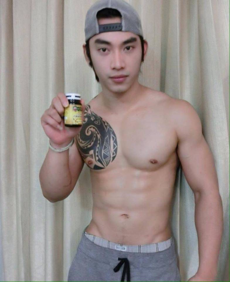 หนุ่มคนนี้คือใคร ใครมีเฟสมีไอจีพี่ขอด่วน 55555 อยากติดตาม