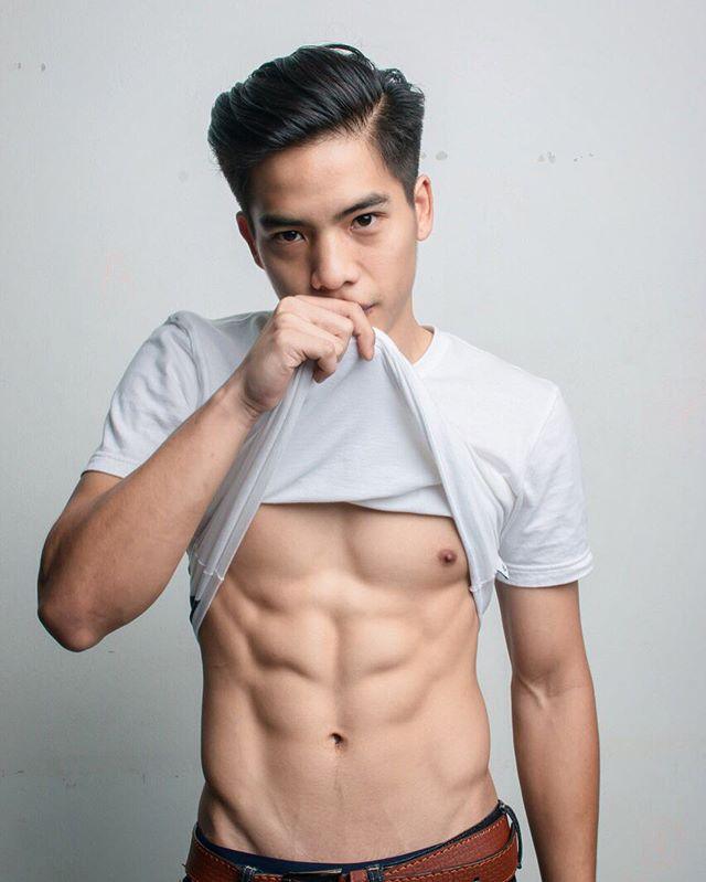 อินสตาแกรมดาราหนุ่มหล่อ: แจ็ค กิตติศักดิ์ ปฐมบูรณา IG : jackkez
