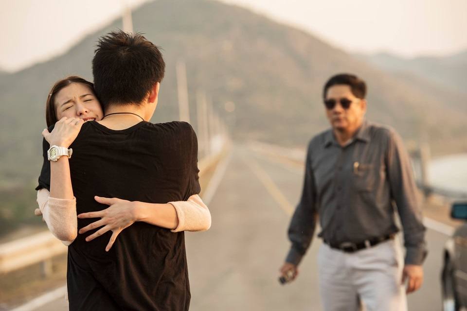 สกาย วงศ์รวี & นินน่า (MBO) @ MV.ไม่เดียงสา - BIG ASS