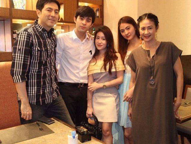 ไม่ได้เห็นกันง่ายๆ !! คนนี้ไงลูกชายสุดเลิฟ "แซม ยุรนันท์" โตเป็นหนุ่มแล้ว สาวๆตามกรี๊ดกันยกใหญ่