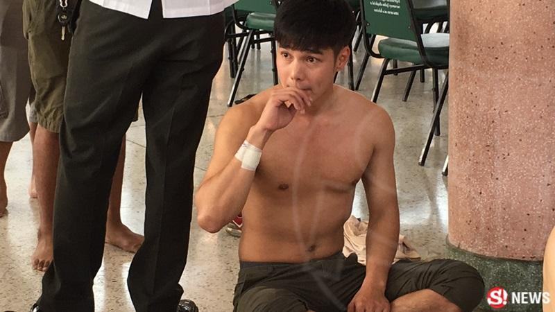 บูม กิตตน์ก้อง สมัครทหาร