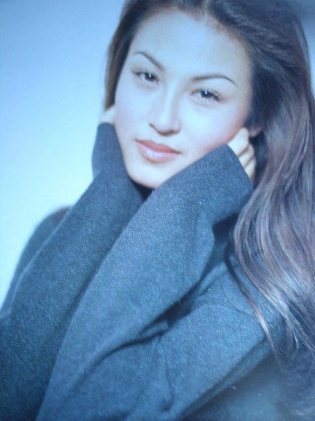 1ใน10 นางแบบตัวแม่ของเมืองไทยยุค 90 หมวย อัญษนา บุรานันท์ IG : muay_ansana กว่า 20 ปีในวงการบันเทิงกลับทำให้เธอสวยสง่าขึ้นทุกวัน