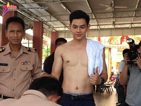 เอี๊ยง สิทธา สมัครทหาร