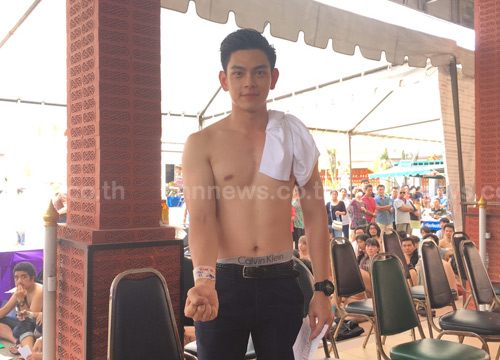 เอี๊ยง สิทธา สมัครทหาร