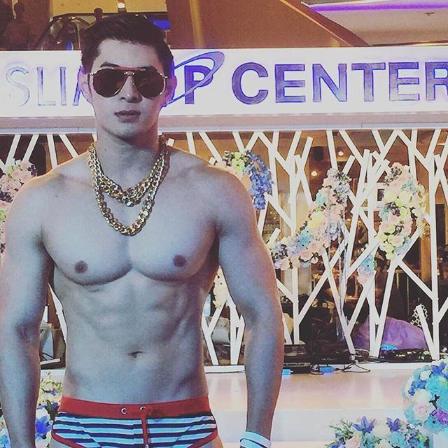 "ตู่ จิรัสย์" เเน่น ซิกเเพคเเรงฮอดมาก น้ำลายหก IG: Tu_jirat