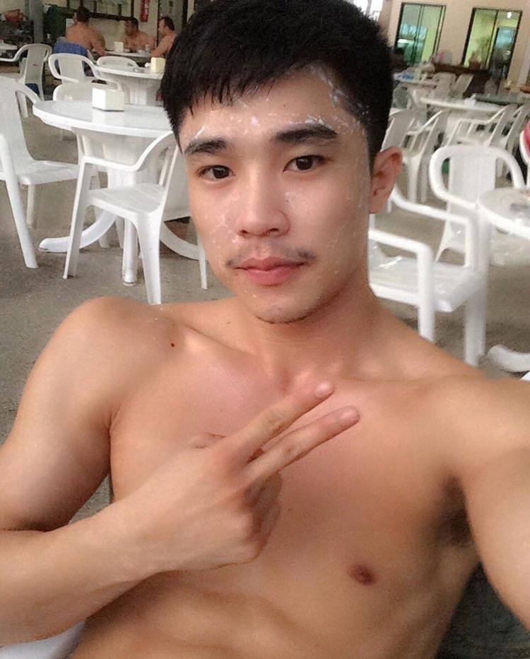 เจ๋ง นักมวย สุดหล่อจากรายการ I can see your voice
