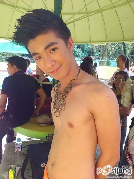 อย่าเปลี่ยนตำแหน่ง 694