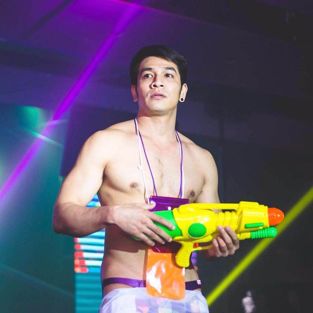 Club ฮอดที่สุดต้อนรับสงกรานต์...แบบเเซ่บๆๆ Fake club the next gen...