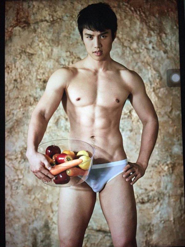 เบื้องหลัง PEAK PIYABHUM คนนี้แซ่บมากกกกก