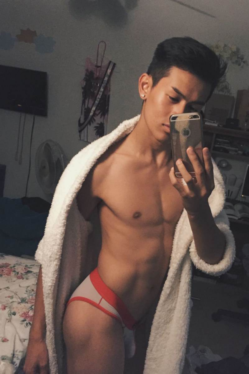 Hot guy in underwear 132
