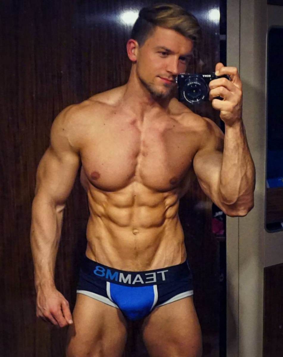 Hot guy in underwear 132