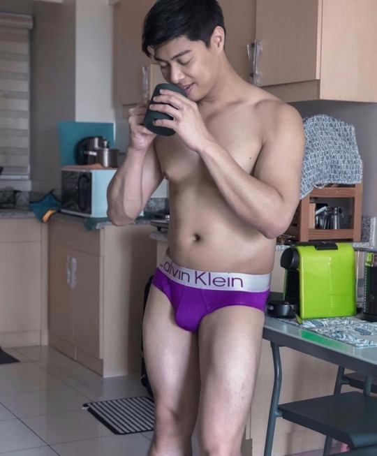 Hot guy in underwear 132