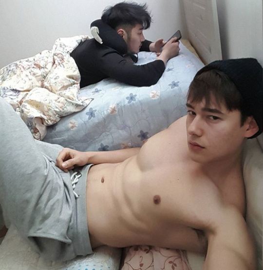 ผู้ชายก่อนสงกรานต์