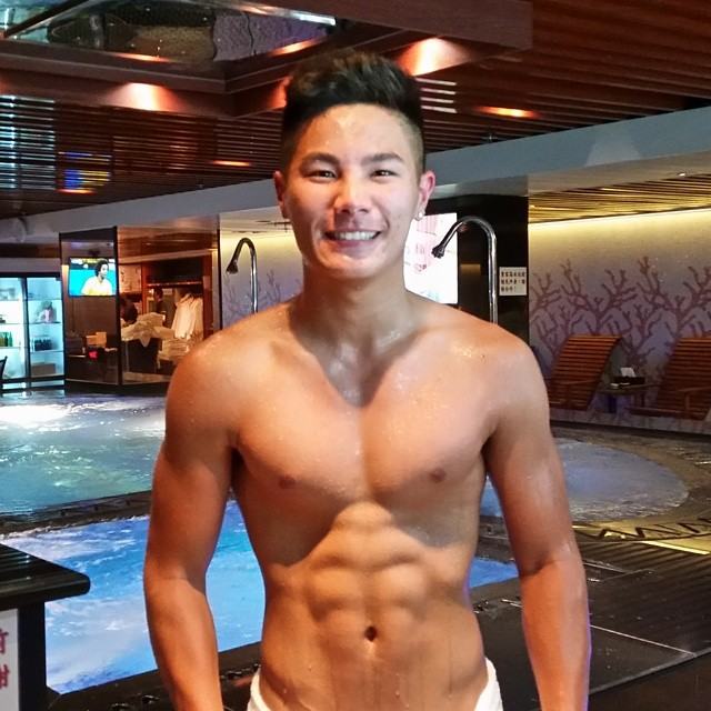 ผู้ชายวันหยุด
