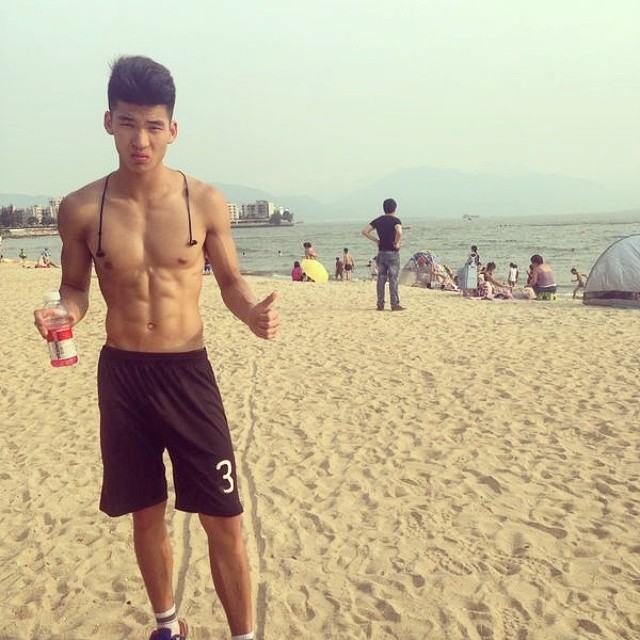 ผู้ชายวันหยุด
