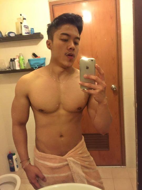 ผู้ชายวันหยุด