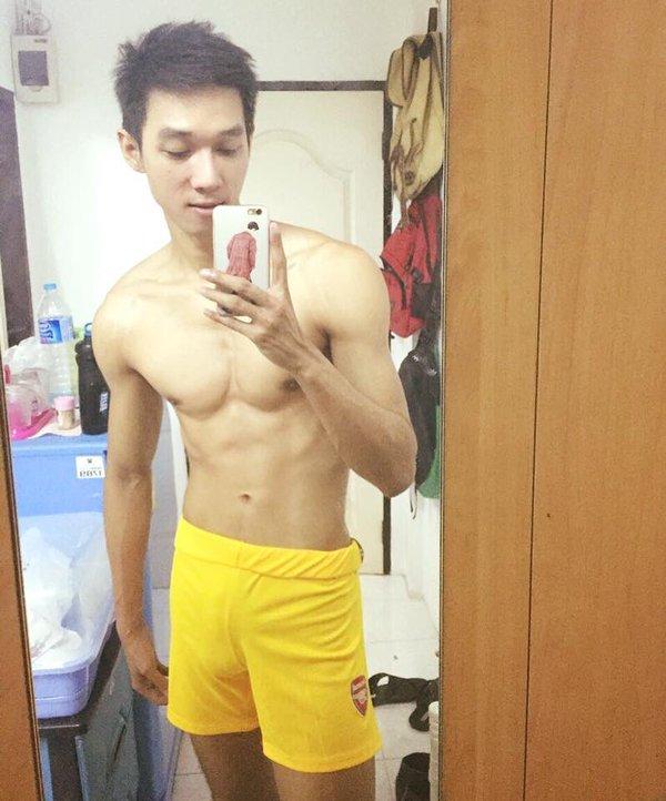 แซบๆตามฉบับหนุ่มหล่อ