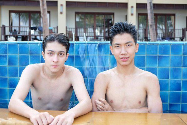 เชิญรับชมผู้ชายค่ะ