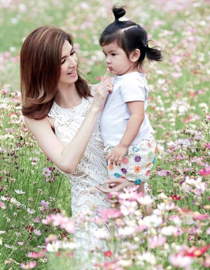 โบว์-แวนด้า & น้องมะลิ @ กุลสตรี vol.45 no.1087 April 2016