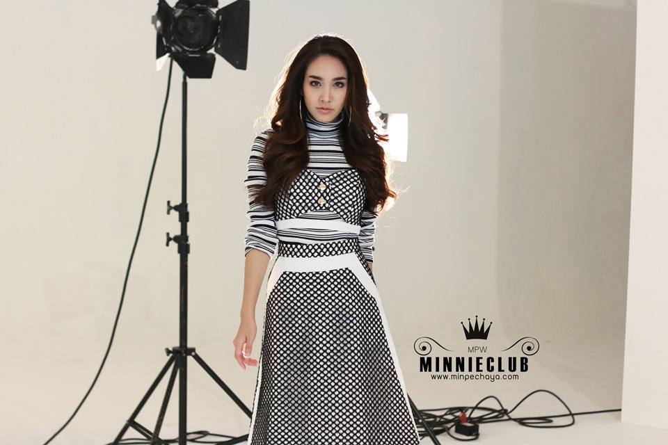 มิน-พีชญา @ เบื้องหลังถ่ายแบบนิตยสาร LISA ฉบับเดือน เมษายน 2559