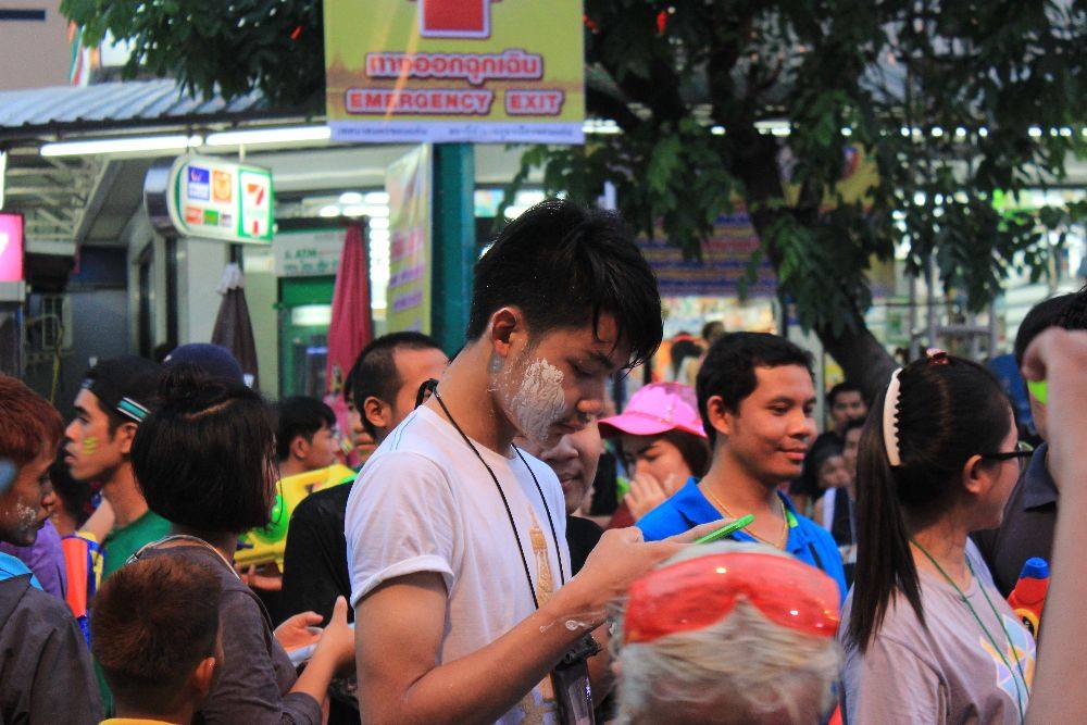 ถนนข้าวเหนียวขอนแก่น ผู้ชายแซ่บลืม เด็กก็เด็กเถอะ!!!