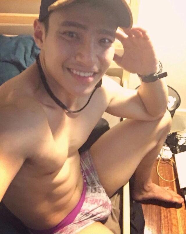 Hot guy in underwear 134