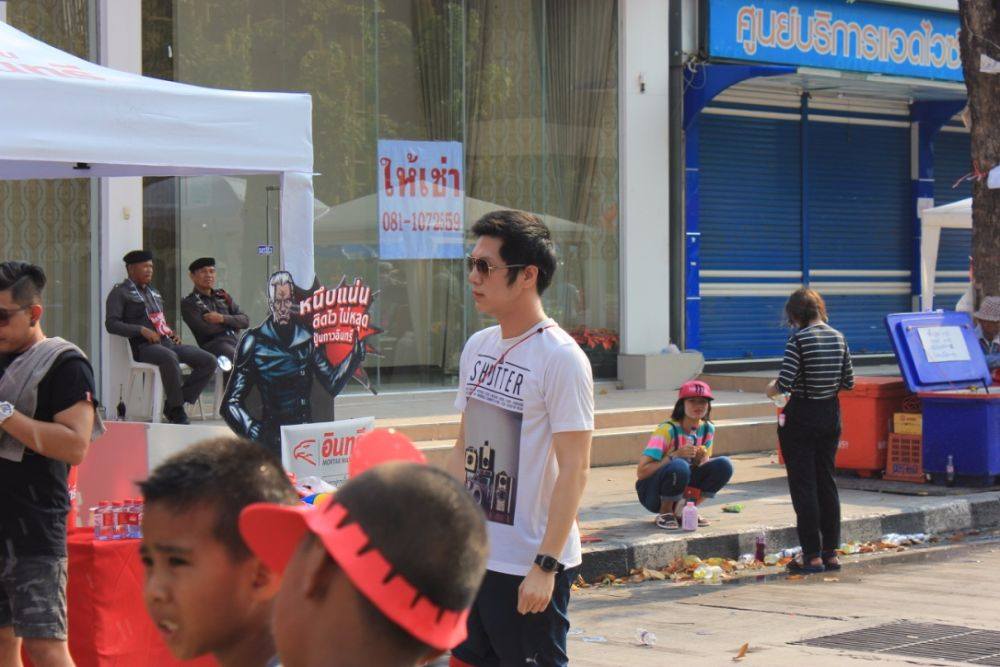 สงกรานต์ถนนข้าวเหนียววันที่ 3 เริ่มขึ้นแล้ว
