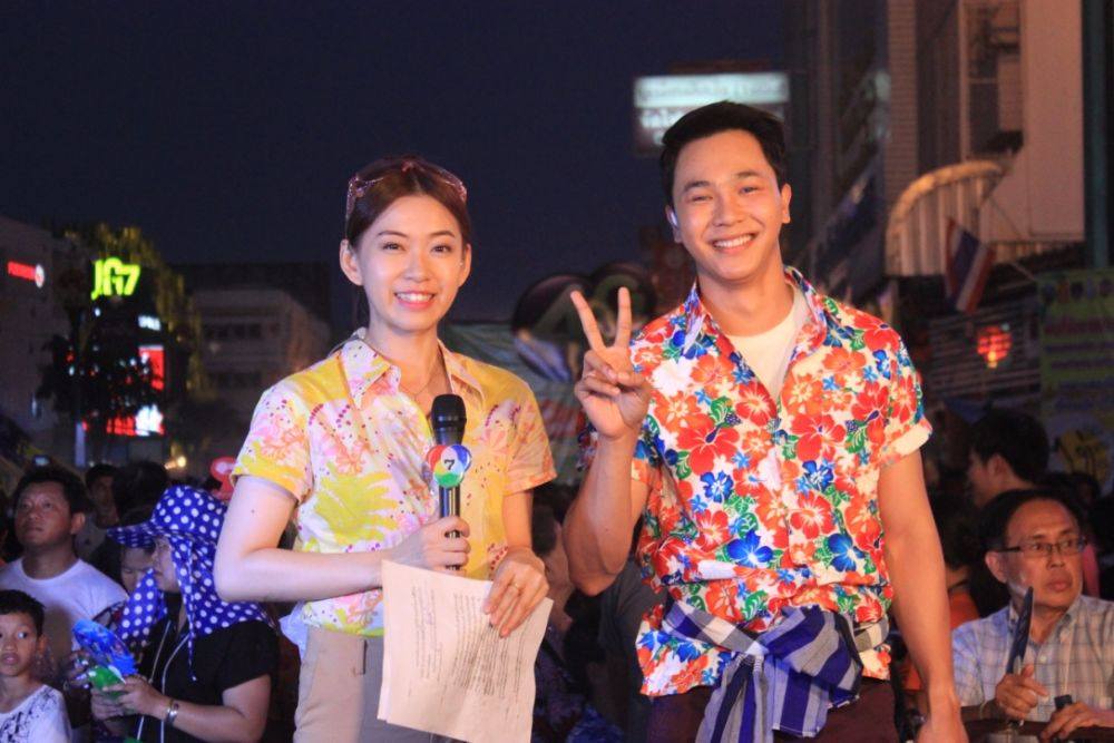 เก็บตกสีสัน วันสงกรานต์ถนนข้าวเหนียว 13 - 15 เมษายน 2559