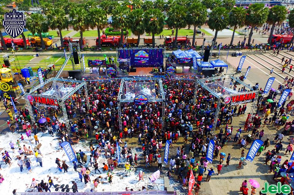 บรรยากาศงานสงกรานต์GUงานช้าง ณ สนามไอโมบาย