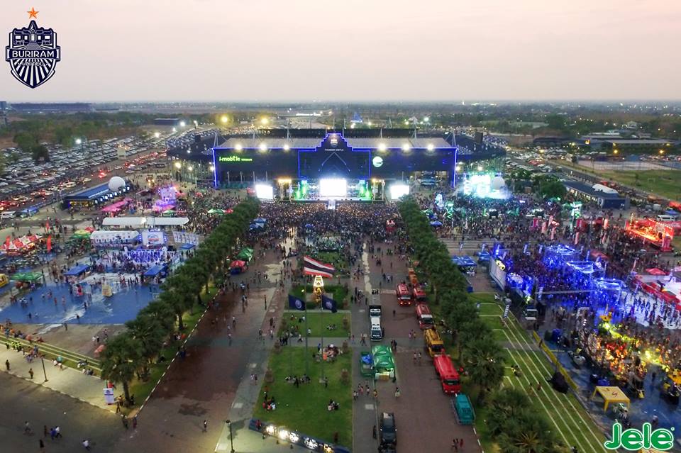 บรรยากาศงานสงกรานต์GUงานช้าง ณ สนามไอโมบาย