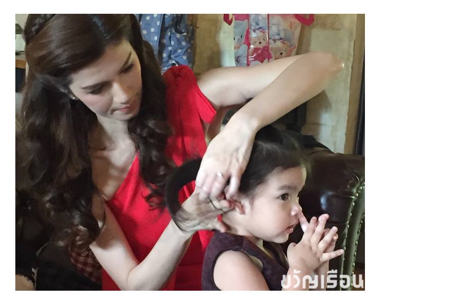 โบว์-แวนด้า & น้องมะลิ @ เบื้องหลังถ่ายแบบนิตยสาร ขวัญเรือน
