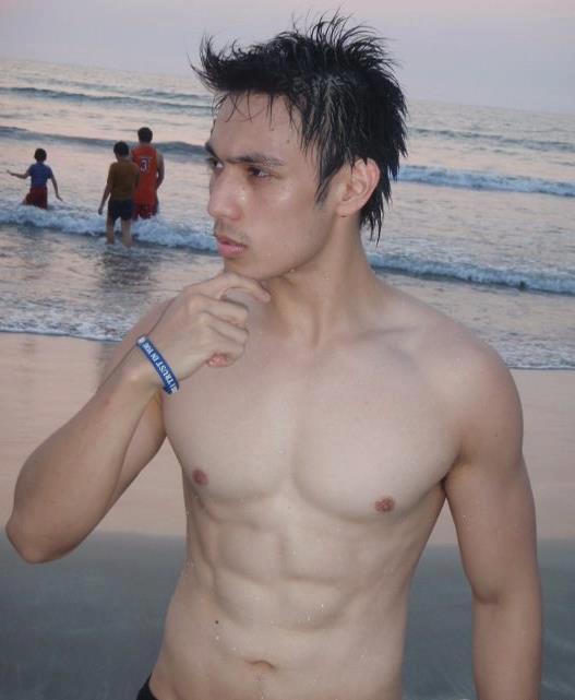 ต้องหลายรูปแล้วคัดเน้นๆ ใช่ไหมถึงจะยอมดู 747