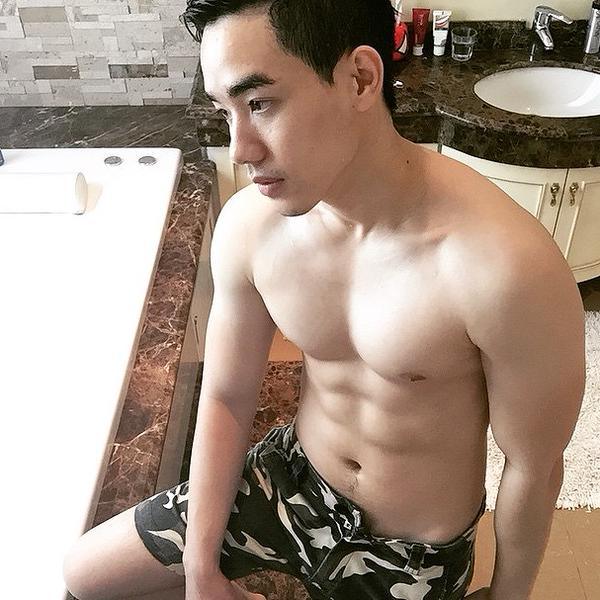 ต้องหลายรูปแล้วคัดเน้นๆ ใช่ไหมถึงจะยอมดู 747