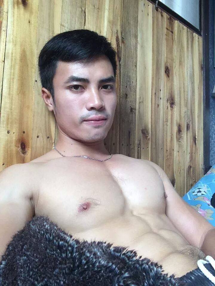 ต้องหลายรูปแล้วคัดเน้นๆ ใช่ไหมถึงจะยอมดู 747