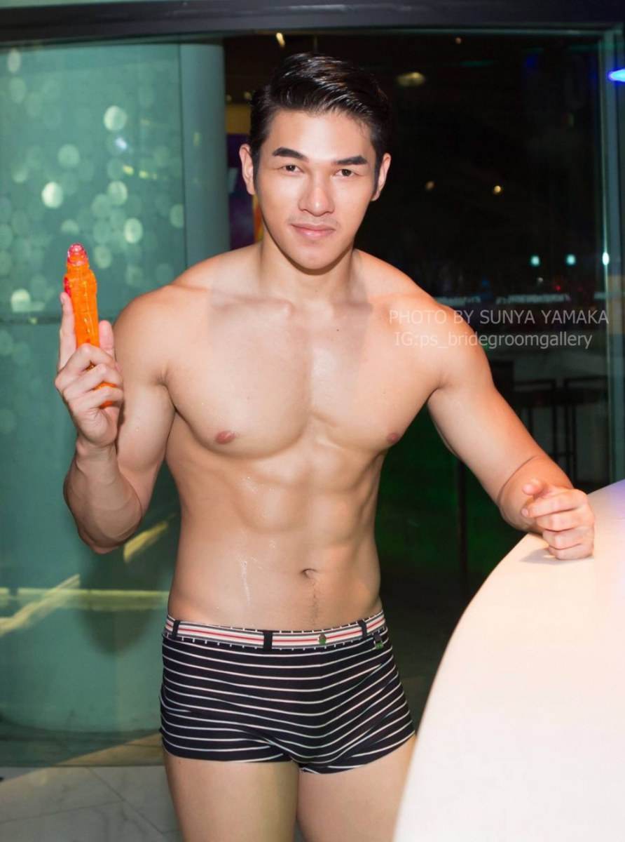 ผู้ชาย มาเจอกัน