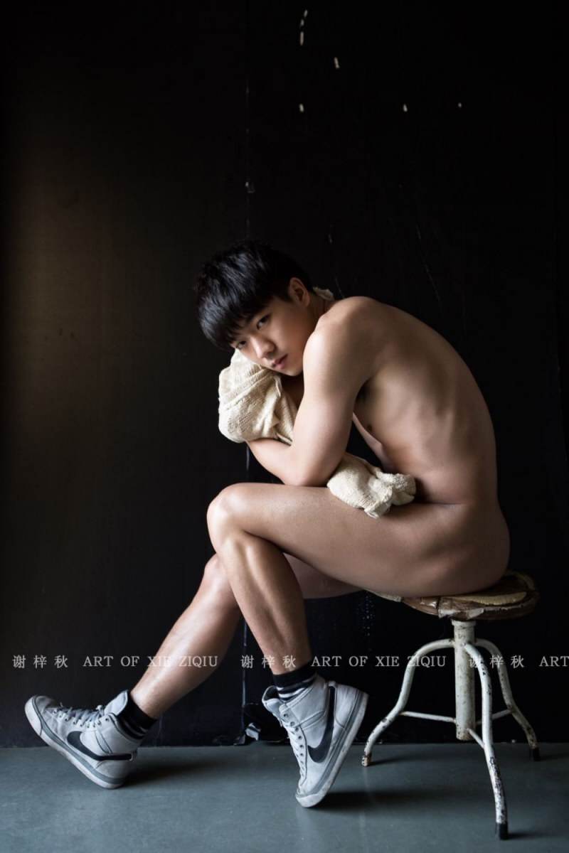 Hot guy in underwear 137