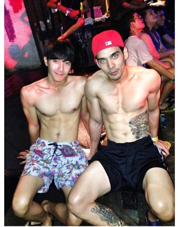 นัท พระเอกรุ้งสีเทา