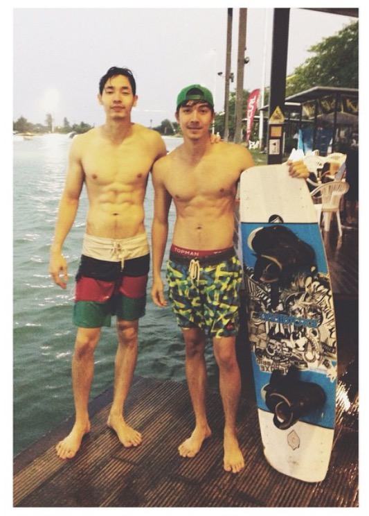นัท พระเอกรุ้งสีเทา
